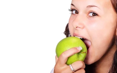 ¿Podemos evitar el sangrado de encías?