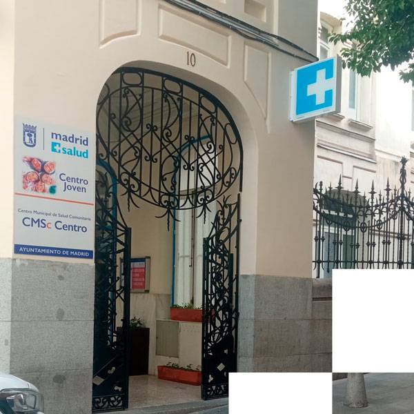 Fachada del Centro Joven