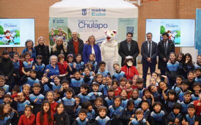 El Ayuntamiento fomenta la adopción responsable de animales de compañía con un libro infantil que llegará a todas las bibliotecas municipales